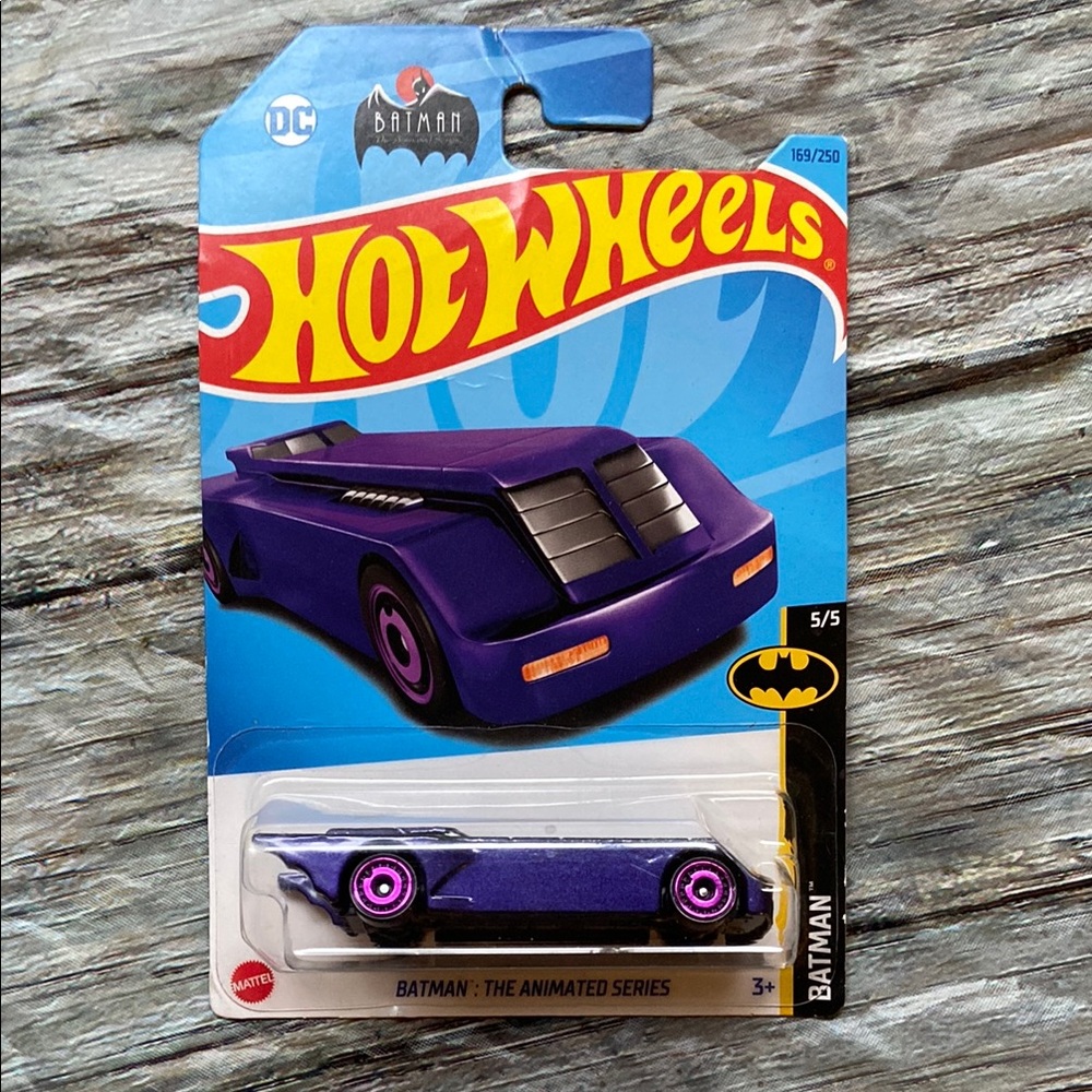 HOT WHEELS 2023 BATMAN THE ANIMATED SERIES BATMAN 5/5